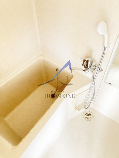 メゾンド・ヴァンテーヌの浴室|お風呂です。