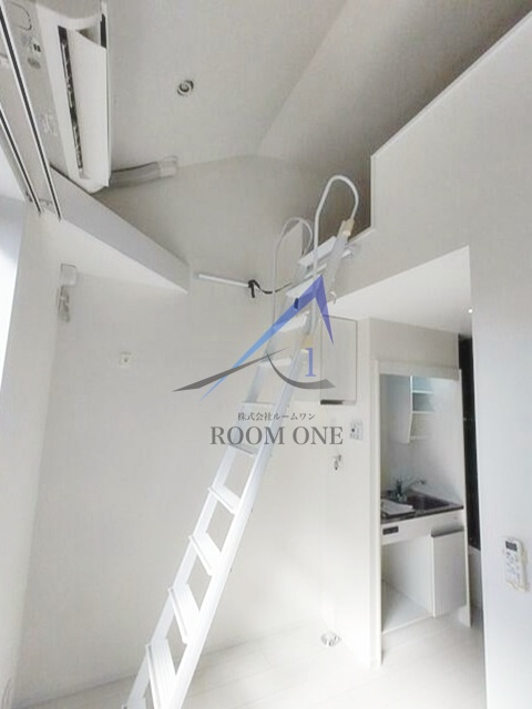 カーサニエベの居間・リビング|洋室のお部屋です。