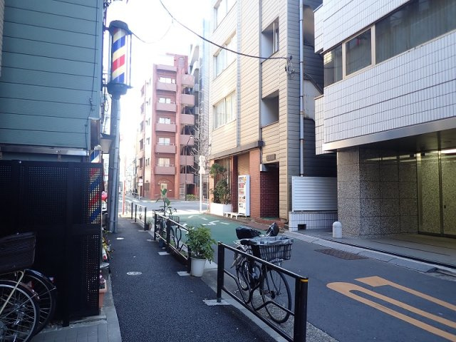 アーバンコア本郷の周辺