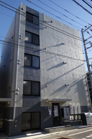 オプション坂下の外観