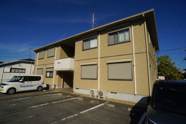 奈良市中山町のアパート