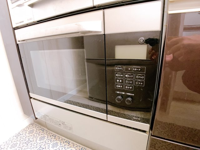 【キッチン】 | ◆◇◆秦野南が丘さつき東住宅 １階◆◇◆ | ■ビルトインオーブン付き♪