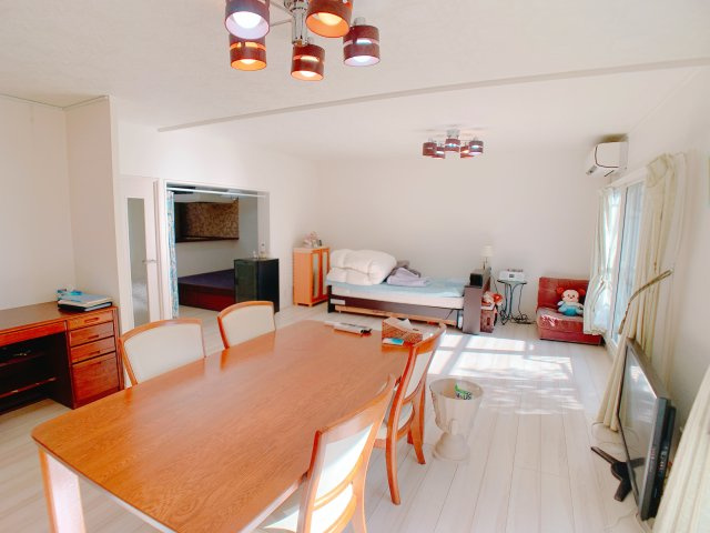 【居間・リビング】 | ◆◇◆秦野南が丘さつき東住宅 １階◆◇◆