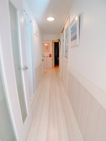 【内装】 | ◆◇◆秦野南が丘さつき東住宅 １階◆◇◆ | ■明るい廊下です♪