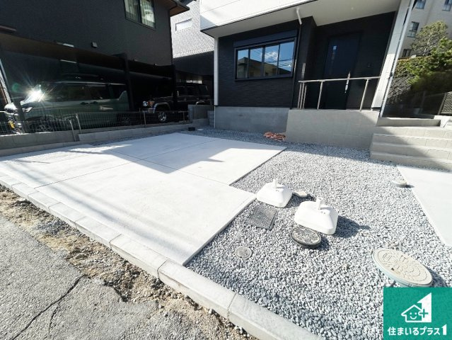 宝塚市宝梅　第1期　新築一戸建ての駐車場|駐車スペース！散水栓があるので、こまめに愛車を洗えます！