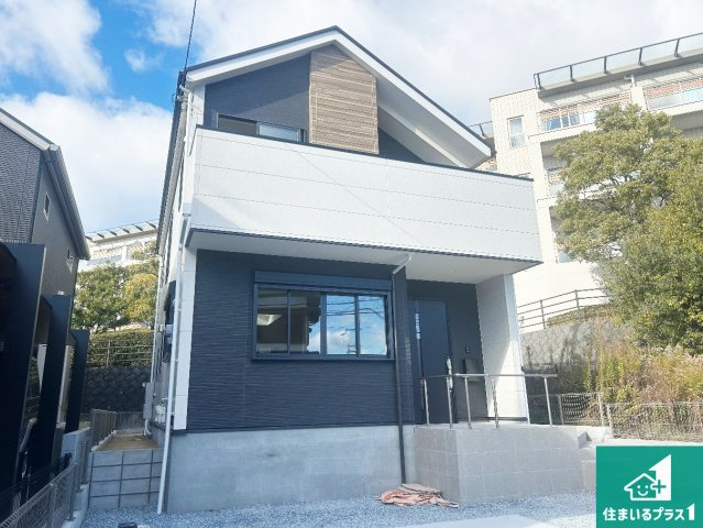 宝塚市宝梅　第1期　新築一戸建ての外観|お客様に長く安心して住んでいだだける事にこだわった家づくり！住んでからのアフターサービスにもしっかりと取り組んでいます！