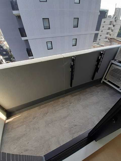 サリックス浅草のバルコニー