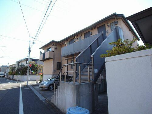 世田谷区中町1丁目のアパートの画像