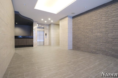 【ロビー】 | エステムコート名古屋葵 | ゆとりのあるロビーです