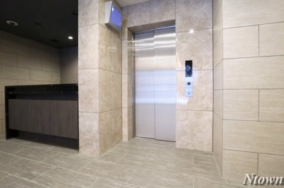 【エントランス】 | エステムコート名古屋葵 | ゆとりのあるエントランスです