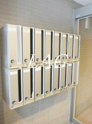 【その他共用部分】 | 大和商住ビル | 集合ポストです。