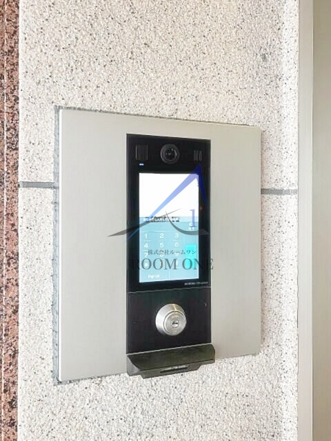 ロイヤル白楽のセキュリティ|オートロックです。