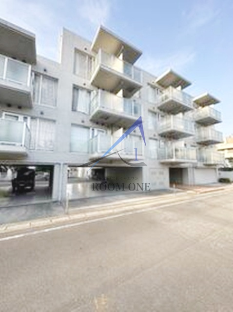 ＲＩＳＩＮＧ　ＳＴＡＧＥ