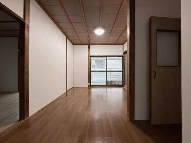 市役所側貸家③の居間・リビング