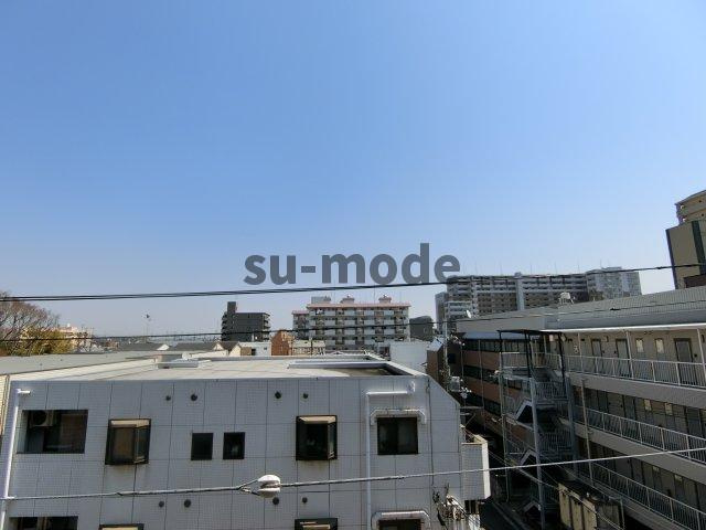 セリバノーブルの周辺