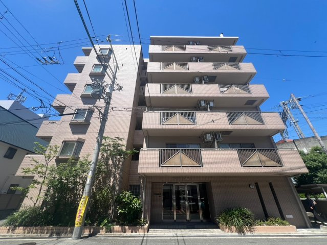 セリバノーブルの外観