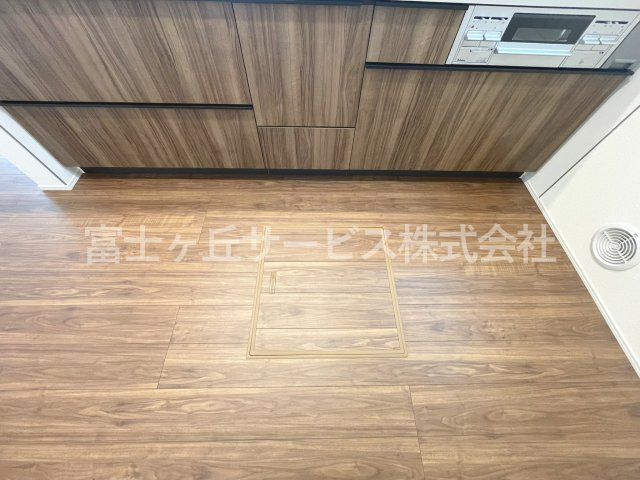 【収納】 | 牧之原市静波 2期 新築一戸建て 2号棟 | 床下収納庫です