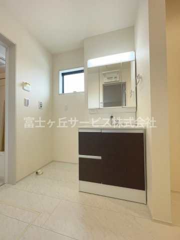 【脱衣所】 | 牧之原市静波 2期 新築一戸建て 2号棟 | 脱衣場です