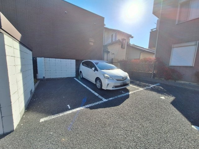 クイーンズヒルの駐車場