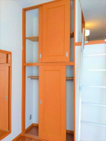 レオパレススプリングAの収納