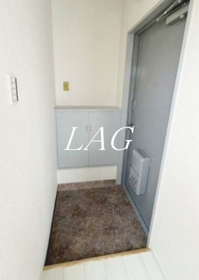 【玄関】 | ハイツ岡庭 | 玄関です。