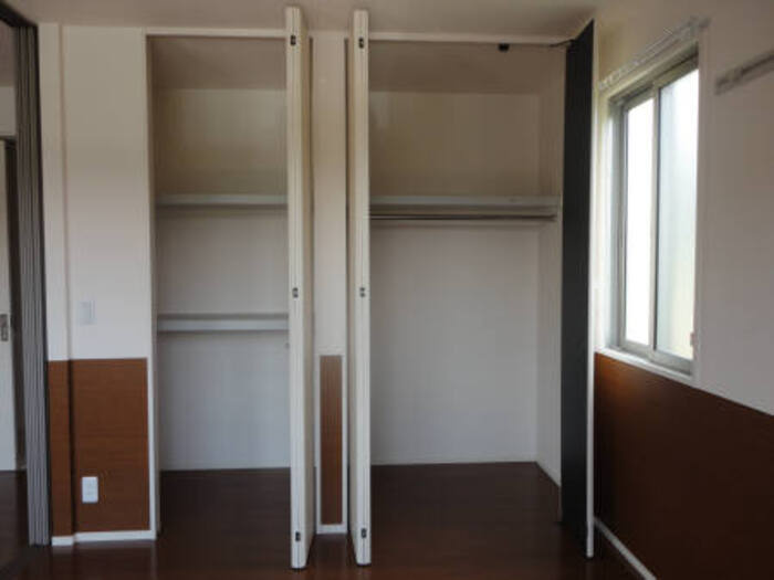 シャンブル・ド・シャルマン Ｂ棟の収納|南東洋室・収納