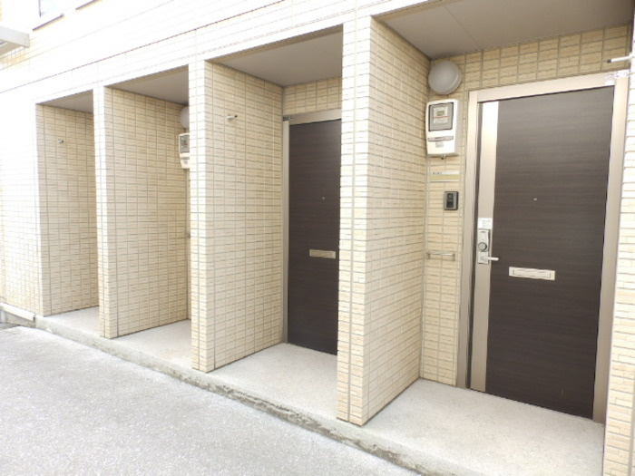 シャンブル・ド・シャルマン Ｂ棟のエントランス|エントランス