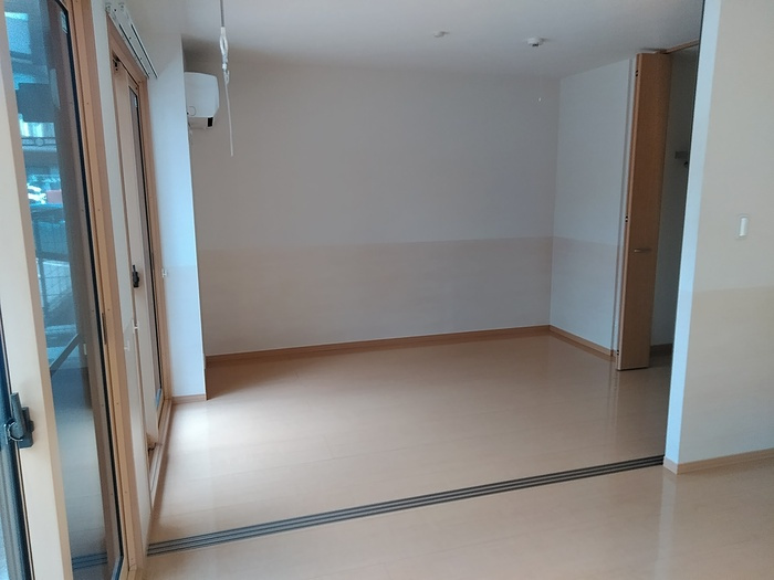 セジュール堂林 B棟の洋室