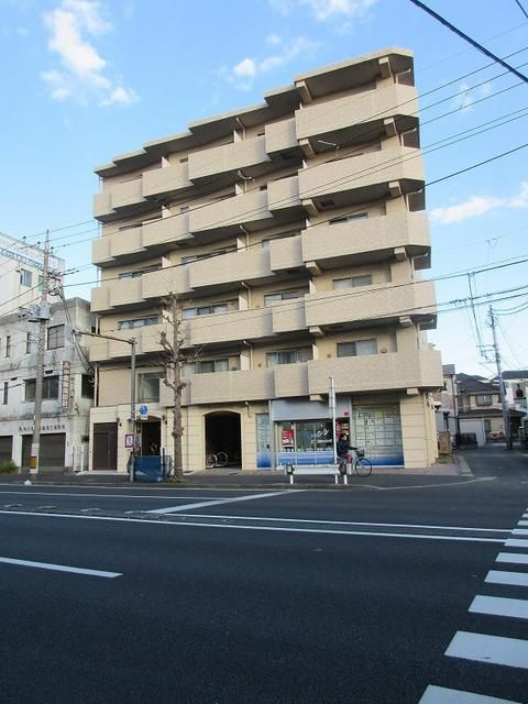 イーリス弘明寺の外観