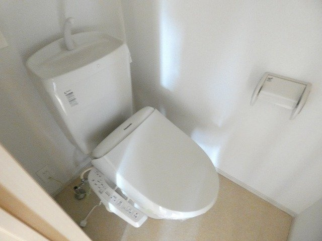 チリエージアのトイレ|ゆったりとした空間のトイレです