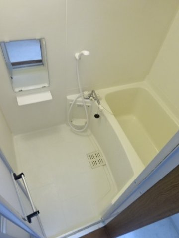 ディスカバリーⅠの浴室|日々の疲れを癒すお風呂付です