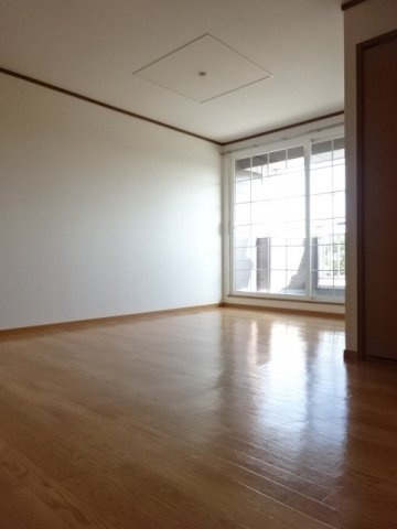 ディスカバリーⅡの居間・リビング|ゆったりとしたリビングです