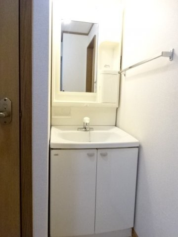 ディスカバリーⅡの洗面所|コンパクトで使いやすい洗面所