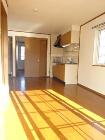 フォンテーヌ・Ⅲの居間・リビング|使いやすい居間です