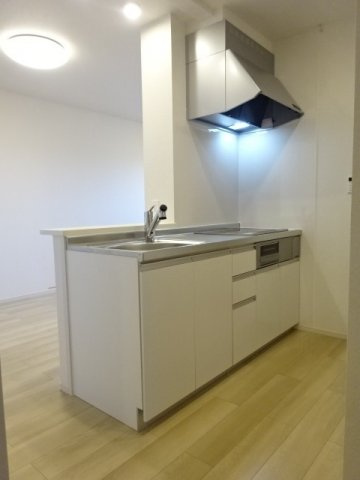 アムールⅡのキッチン|コンパクトなキッチンで掃除もラクラク