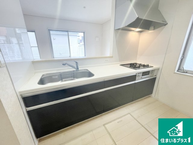 堺市西区山田　中古一戸建てのキッチン|お料理しやすいキッチンです