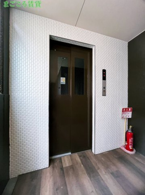 【ロビー】 | ドゥムール新町