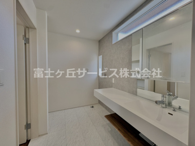 【脱衣所】 | 浜松市中央区舞阪町舞阪 2期 新築一戸建て 1号棟 | 脱衣場です