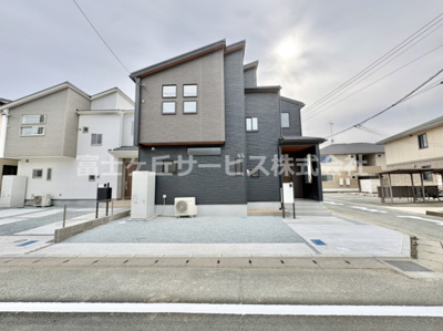 【外観】 | 浜松市中央区舞阪町舞阪 2期 新築一戸建て 1号棟 | 外観は落ち着いています