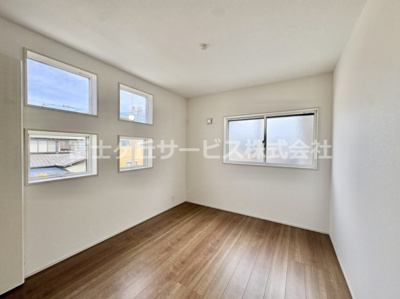 【子供部屋】 | 浜松市中央区舞阪町舞阪 2期 新築一戸建て 1号棟 | お子さんと一緒に遊べます