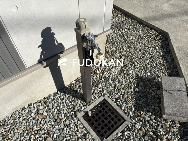 【設備】 | 河北町谷地ひな市二丁目 | 外部水栓。車の洗車や庭の水まきも出来ます。