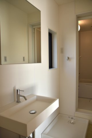 Mirei金閣寺 お店と暮らしが、ひとつになる場所の洗面所