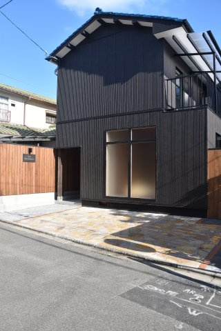 Mirei金閣寺 お店と暮らしが、ひとつになる場所の外観