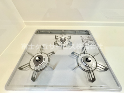 【キッチン】 | 豊橋市北山町 新築一戸建て 5号棟 | コンロです