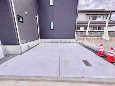【駐車場】 | 豊橋市北山町 新築一戸建て 6号棟 | 駐車スペースもあります