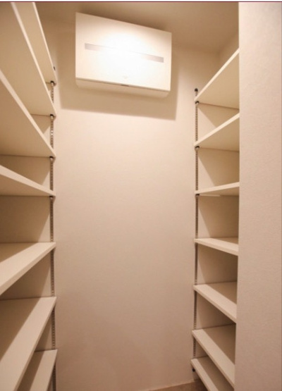 【収納】 | ★仲介手数料無料★OPENRESIDENCIA MEGUROYAKUMO（角住戸・2面バルコニー）