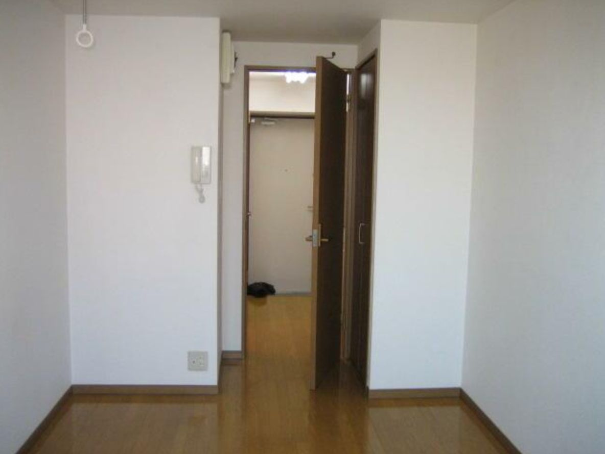 パーク・ハイツ桃井の寝室|フローリング☆（同一仕様写真）