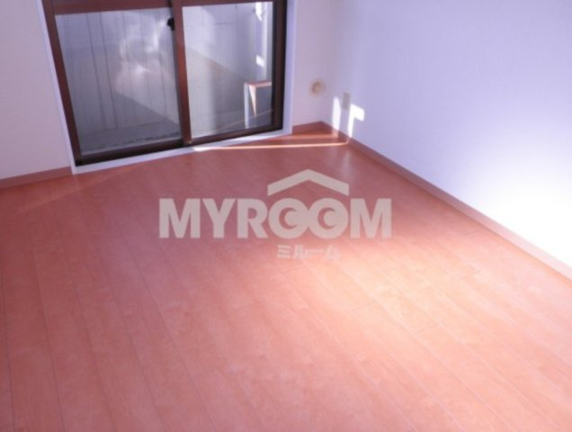 エクセレント中井の寝室|お掃除がしやすいフローリングのお部屋☆（同一仕様写真）