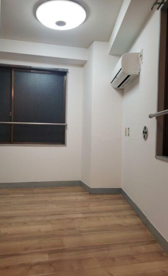 ZF－1ビル（ZF1ビル）の居間・リビング