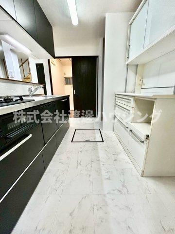 山本台3丁目一戸建の内装